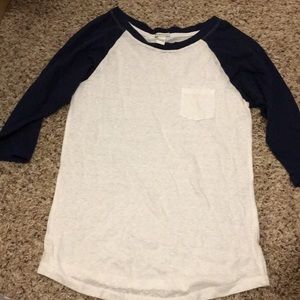 3/4 sleeve shirt